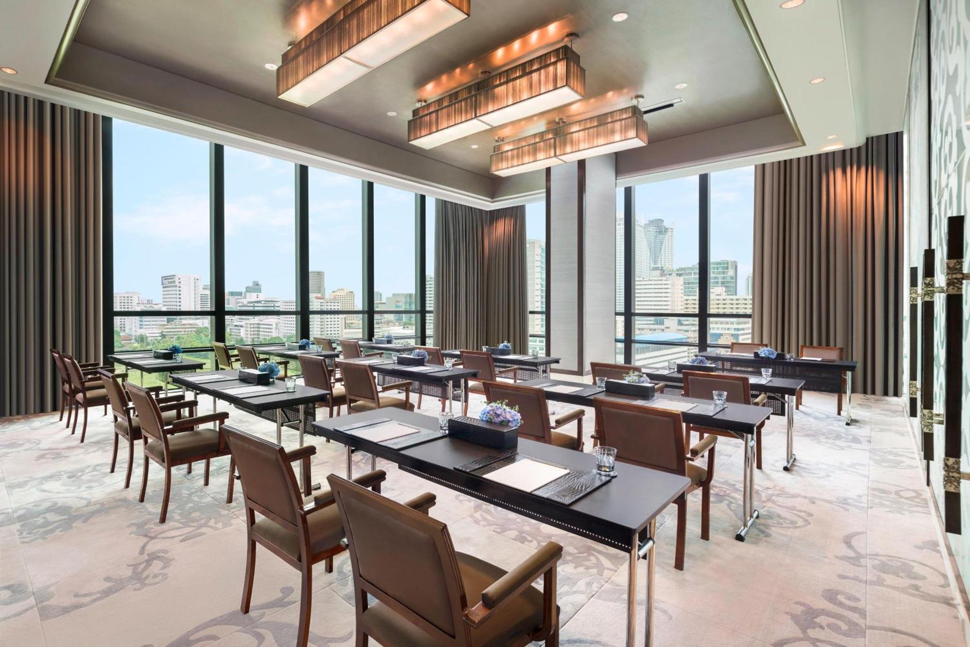 The St. Regis Bangkok Hotell Eksteriør bilde